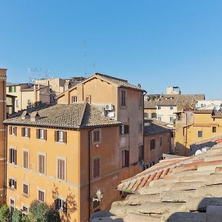 Studio Vicolo De Renzi Trastevere Рим Екстер'єр фото